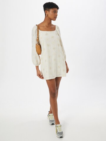 Abito 'Capri' di Traffic People in beige