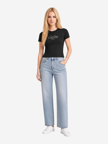Maglietta 'LV047G806G' di Calvin Klein Jeans in nero