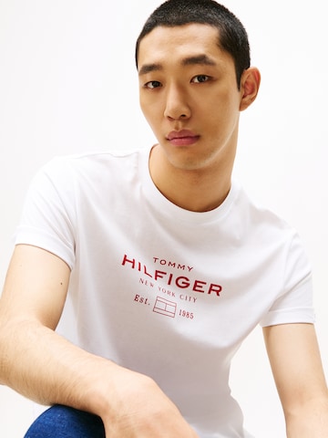 Tricou de la TOMMY HILFIGER pe alb