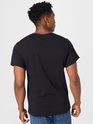 Tricou de la HUF pe negru