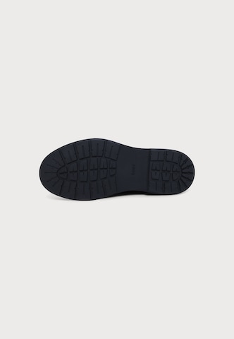BOSS - Botas con cordones 'Ferling' en negro: abajo