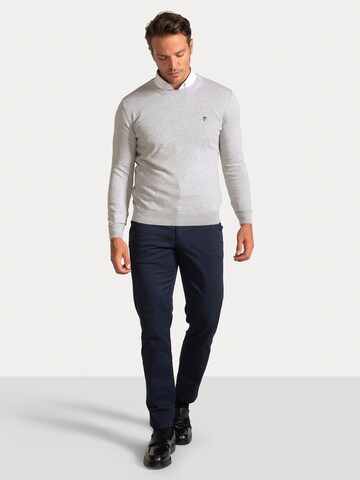 Pull-over Jacey Quinn en gris