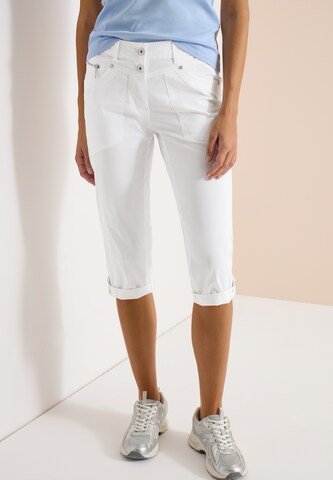 CECIL Slim fit Pants in White: front