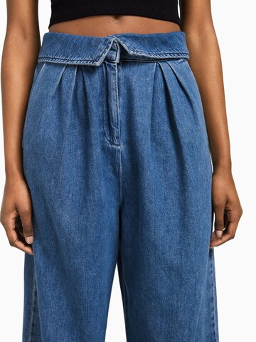 Bershka Wide Leg Jeans in Blau