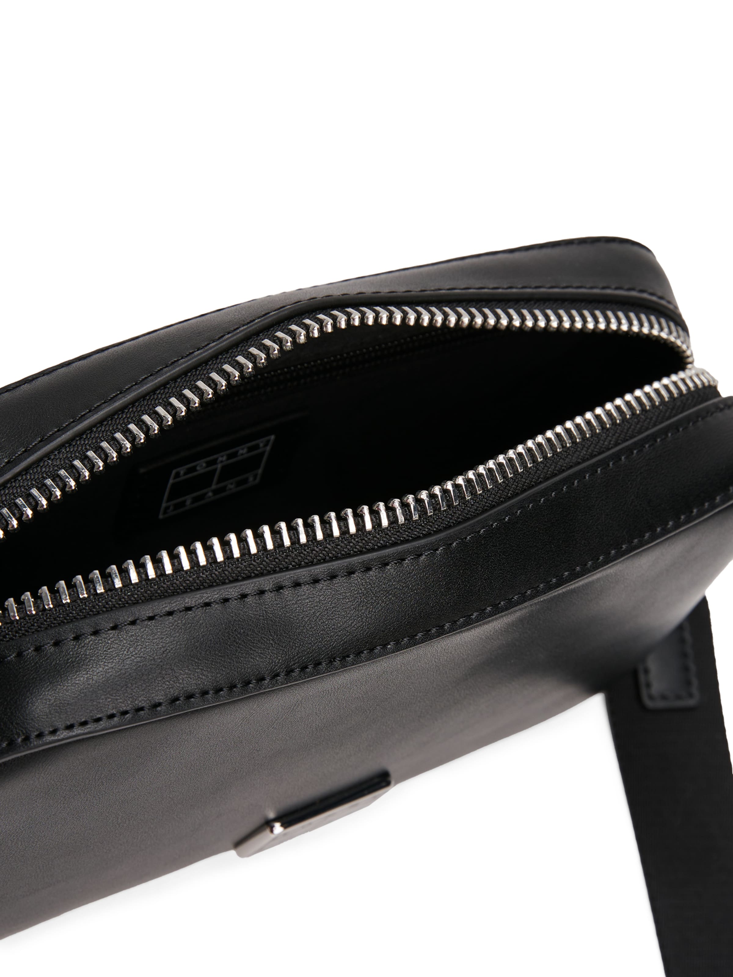 Tommy Jeans Crossbody bag 'AMERICAN COOL' in Black
