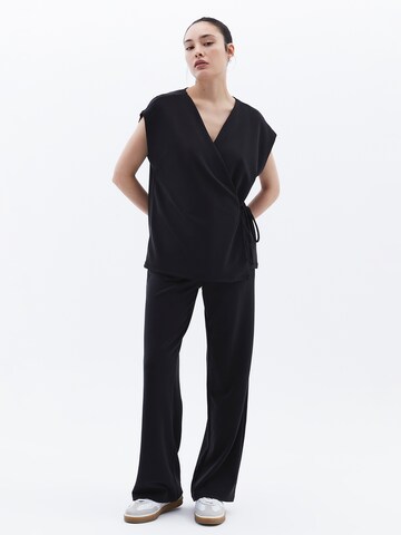OXXO Blouse in Zwart