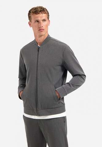 No Excess Between-Season Jacket in Grey: front