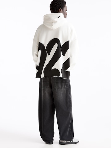 Pull&Bear Sweatshirt in White