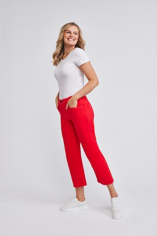 wonderjeans Regular Jeans in Rot