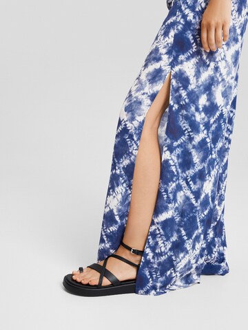 Wide leg Pantaloni de la Bershka pe albastru