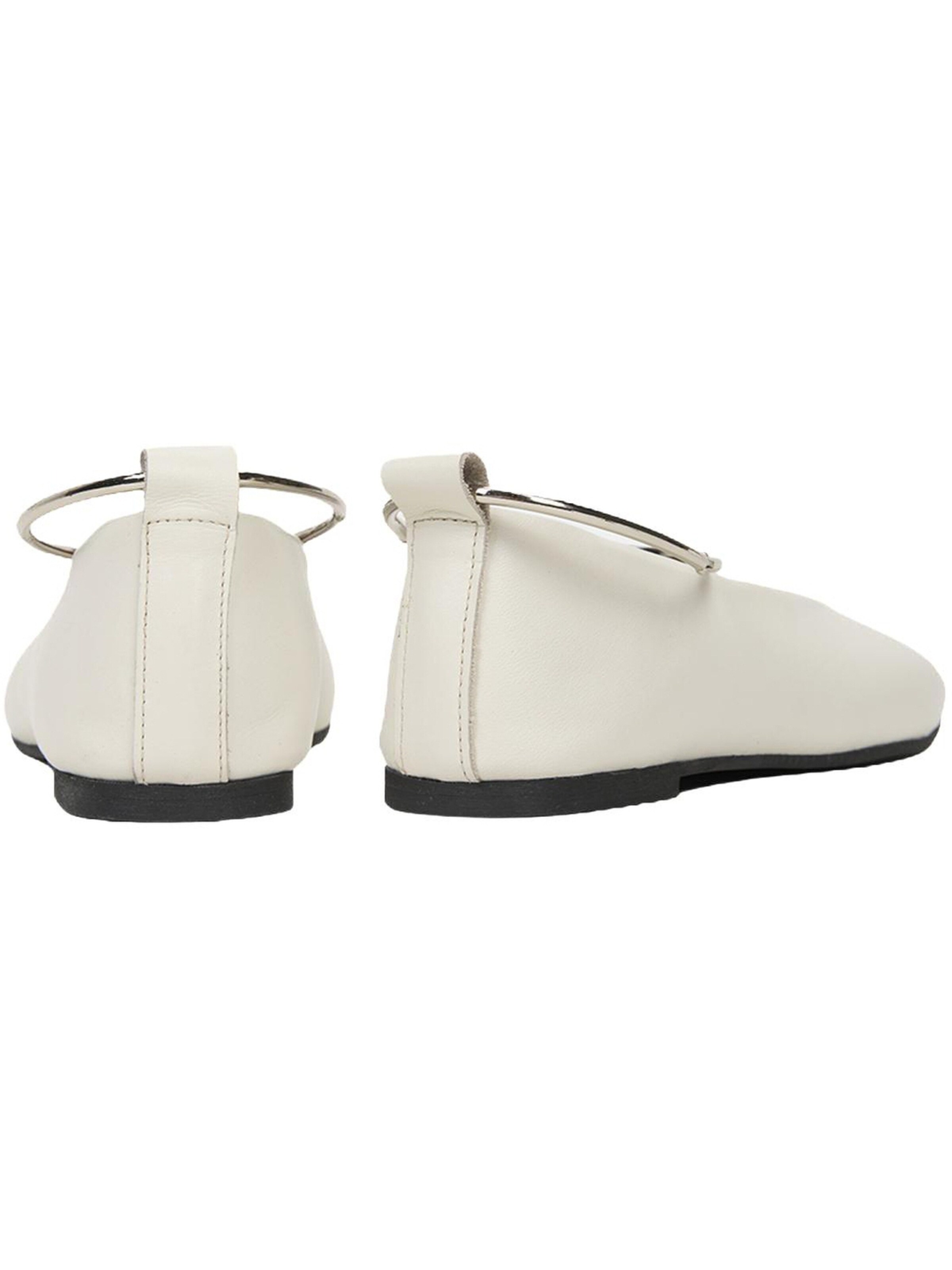 Desa Ballerina‌‌‌‌‌‌ in Weiß