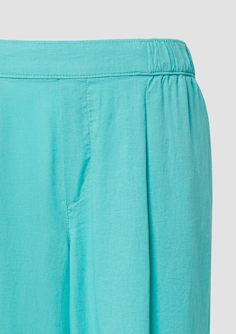 s.Oliver Regular Pleat-front trousers in Green
