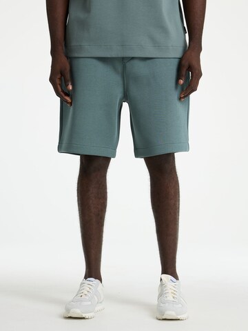 CHASIN' Regular Broek ' State.S Scuba ' in Groen: voorkant