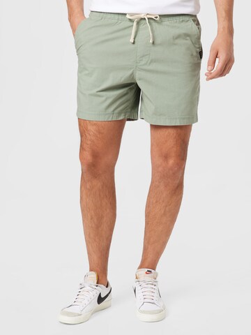 HOLLISTER Regular Trousers in Green: front