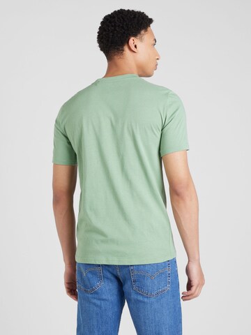 Tricou 'AUSTIN' de la MUSTANG pe verde