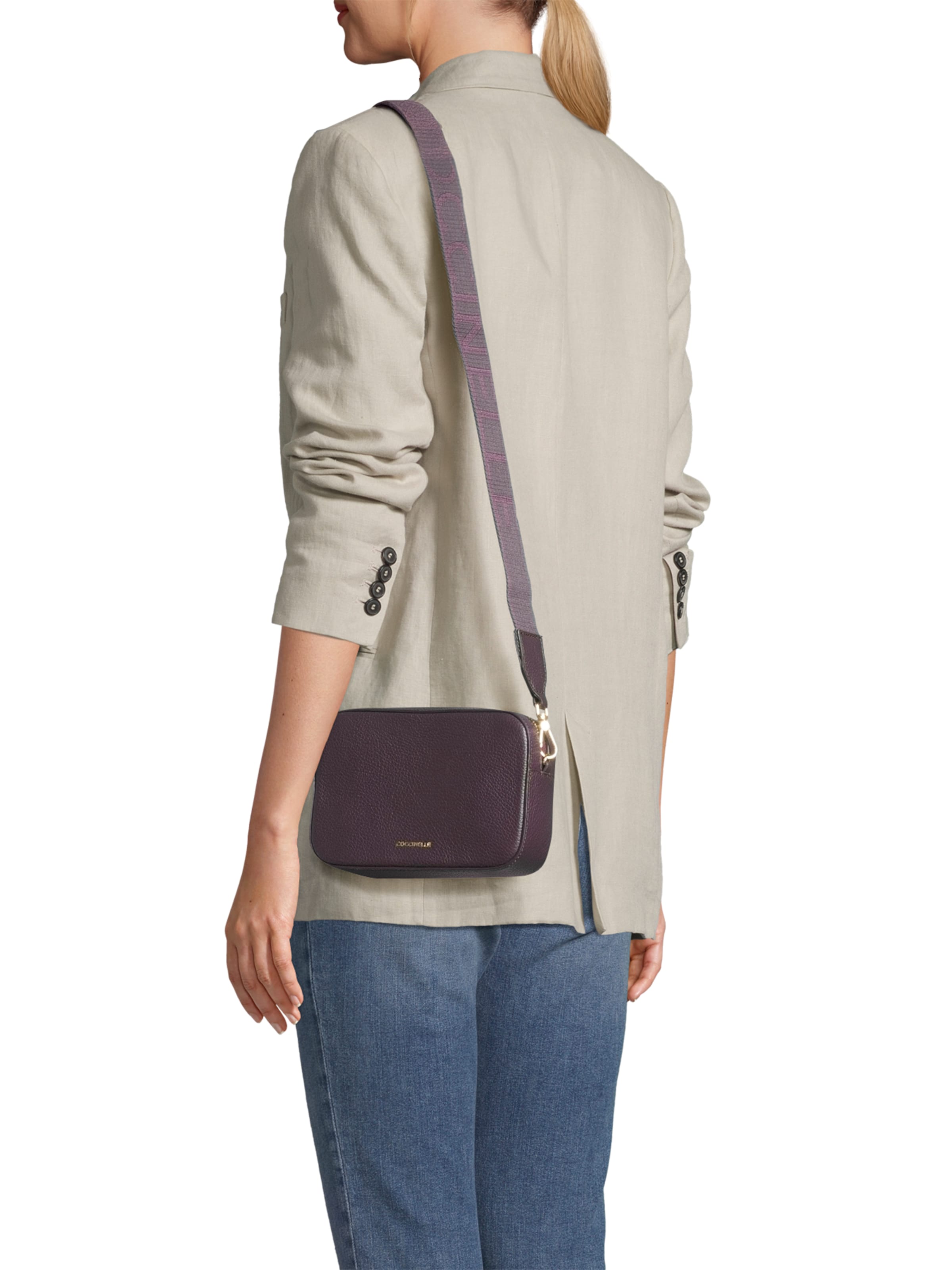 Borsa a tracolla 'TEBE' di Coccinelle in lilla: frontale