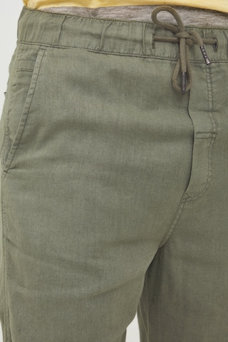 !Solid Regular Pants in Green
