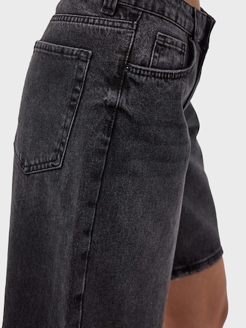 Baggy Jean 'BAGGY MINI DENIM SHORTS' IT'S BASIC en noir