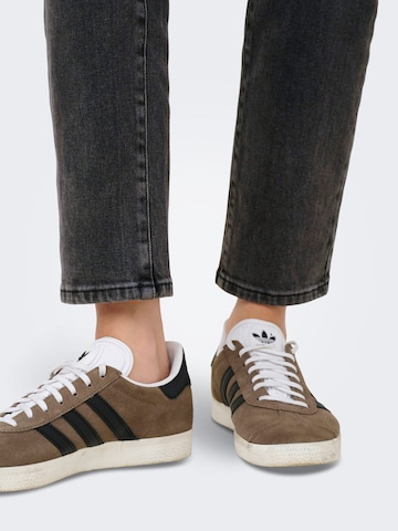 ONLY Baggy Jeans 'Emily' in Grijs
