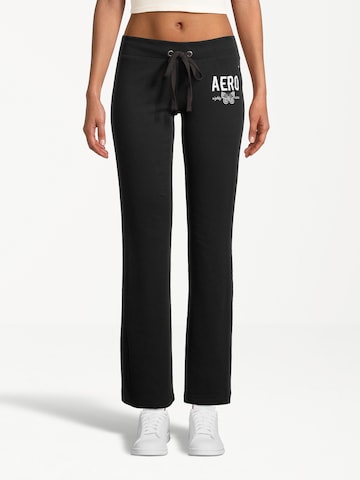 Regular Pantaloni de la AÉROPOSTALE pe negru: față