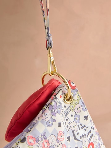 Etui de la Cath Kidston pe mov