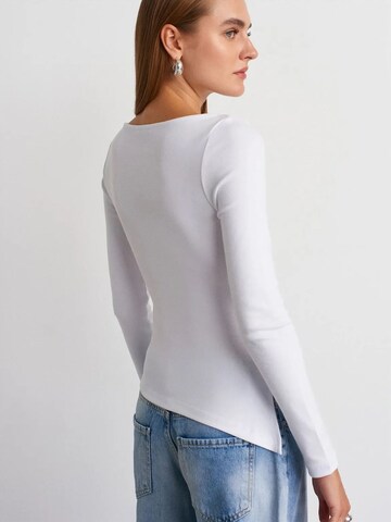Chemisier 'Blusen' Dilvin en blanc