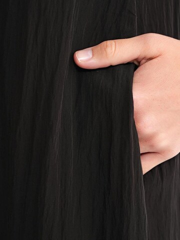 Abito di MixRay in nero