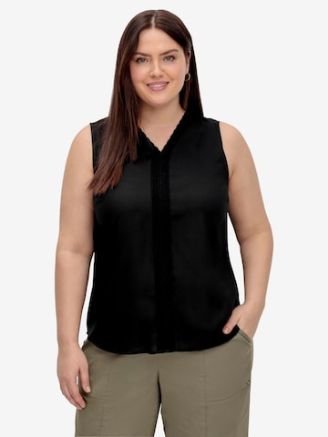 SHEEGO Top in Black: front