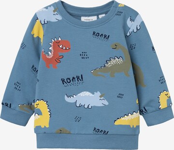 NAME IT Sweatshirt 'HIMMEL' in Blauw: voorkant