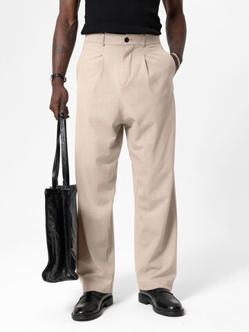 VAMOS CLO Loosefit Bandplooibroek 'Columbia' in Beige: voorkant