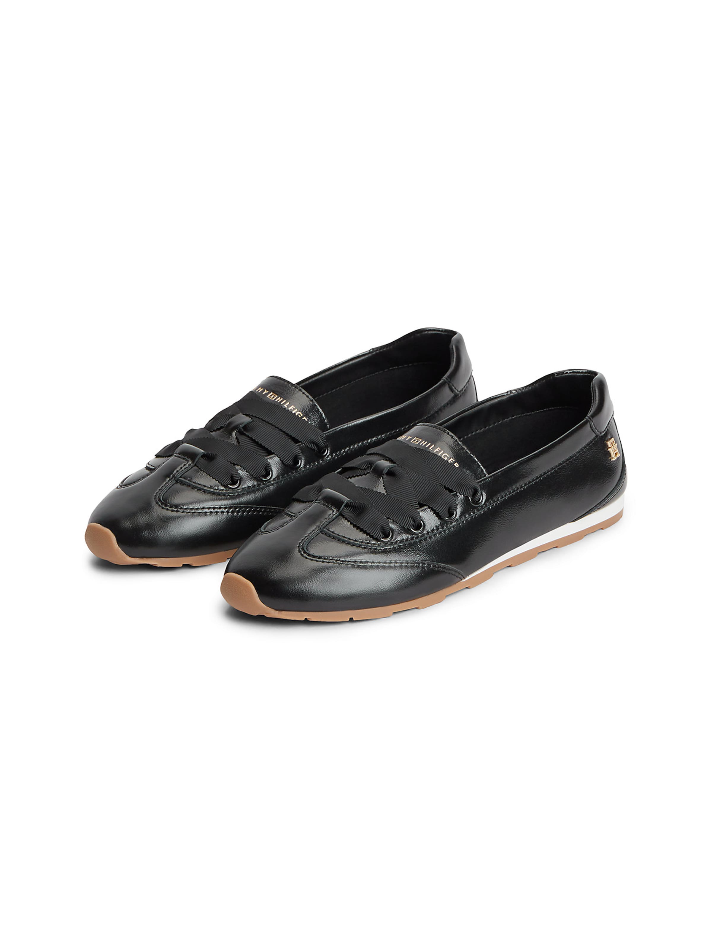 Baskets basses TOMMY HILFIGER en noir