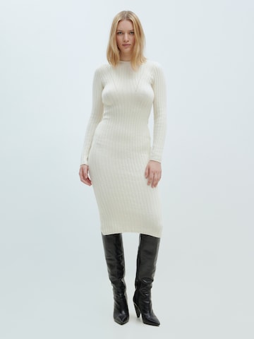 EDITED Knitted dress 'Saphia' in Beige: front