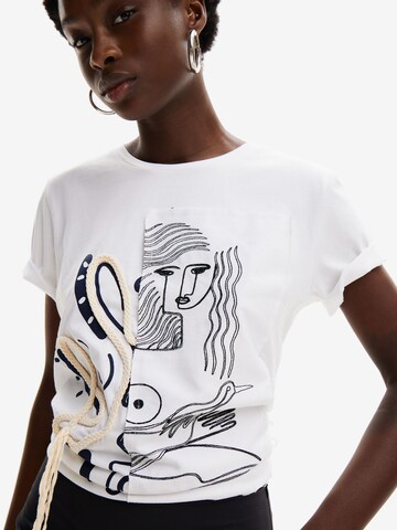 T-shirt Desigual en blanc