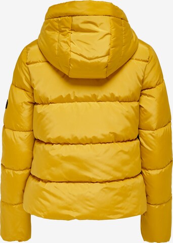 ONLY Zimná bunda 'Amanda' - Žltá
