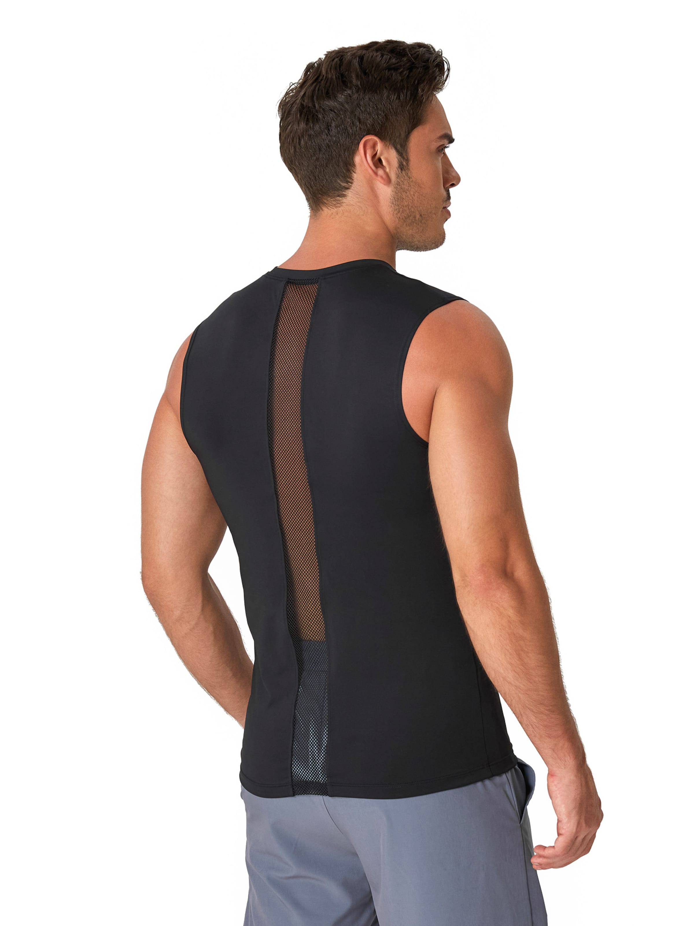 Maglia funzionale 'Game Changer' di YEAZ in nero