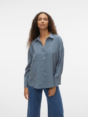 VERO MODA Blouse 'Queeny' in Blauw: voorkant