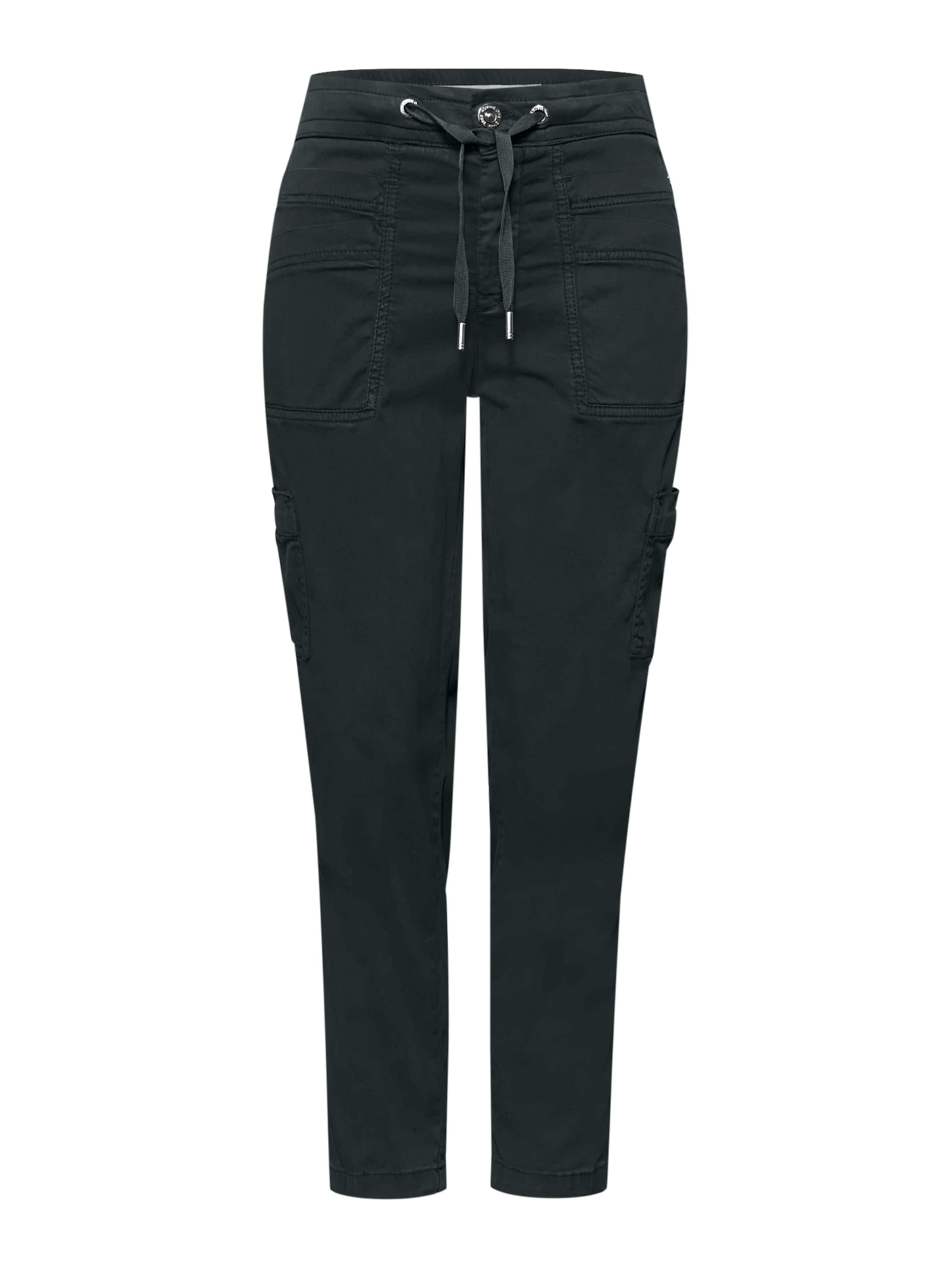 Effilé Pantalon cargo 'Bonny' STREET ONE en noir : devant