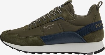 Pepe Jeans Sneakers in Green: front
