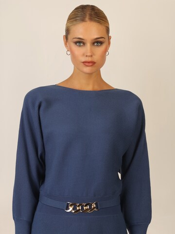 APART Knitted dress in Blue