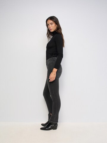 Salsa Jeans Skinny Jeans 'Destiny' in Zwart