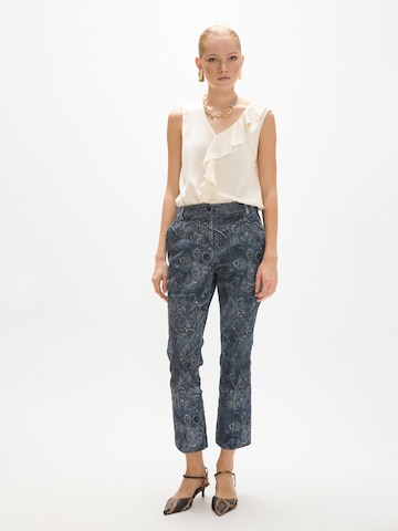 Effilé Pantalon chino Lola Casademunt en gris