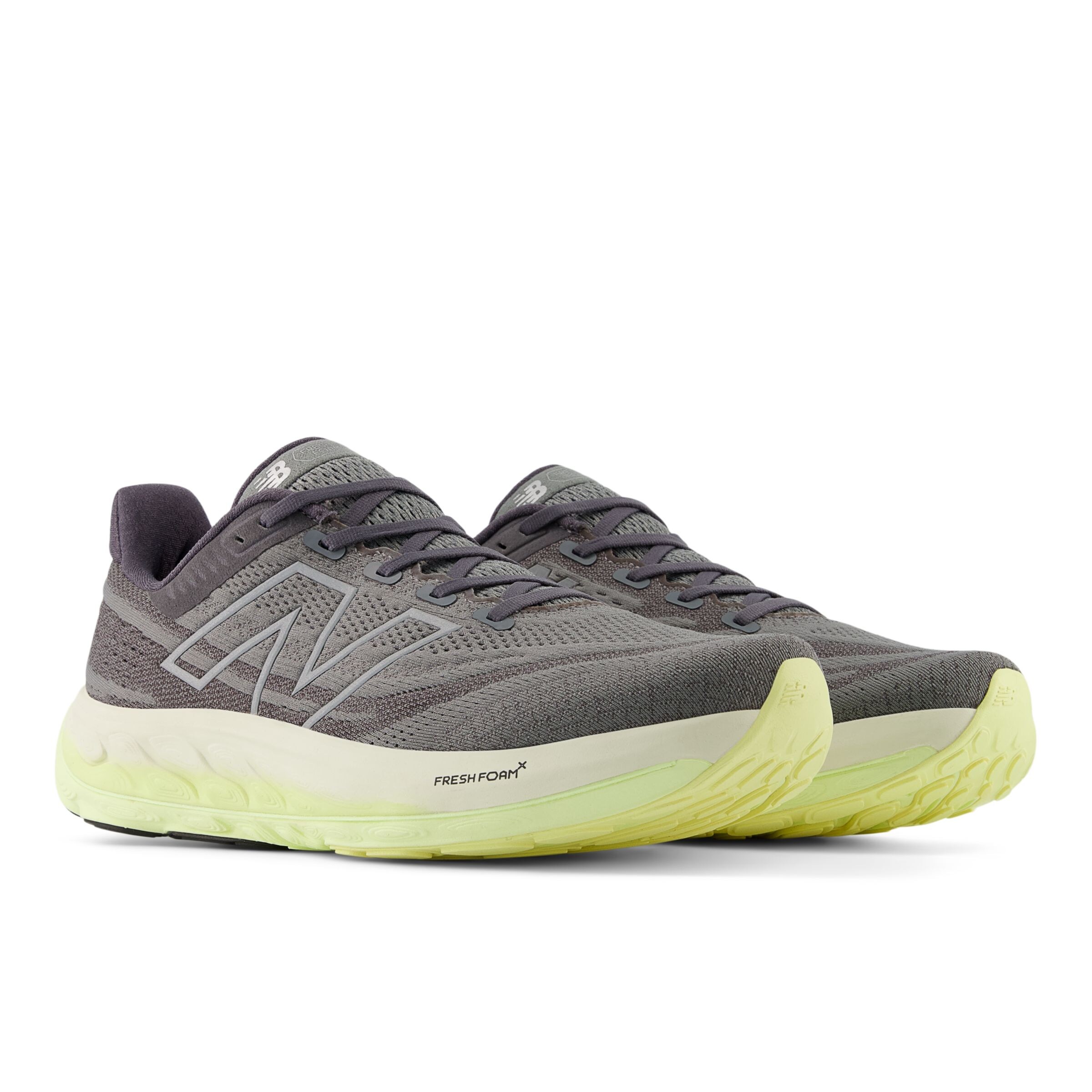 Chaussure de course 'Fresh Foam X Vongo v6' new balance en gris