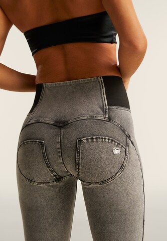 Freddy Skinny Jeggings in Grau