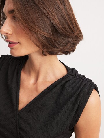NA-KD Top in Black