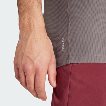 Maglia funzionale 'Own the Run' di ADIDAS PERFORMANCE in grigio