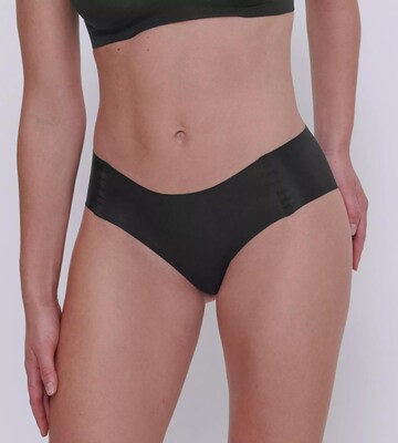 Slip 'ZERO Feel 2.0' de la SLOGGI pe negru