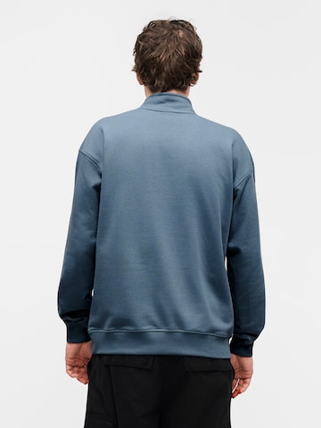 THE NORTH FACE Суичър 'ESSENTIAL' в синьо