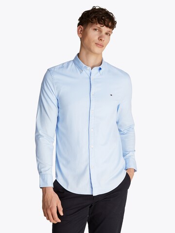 Coupe slim Chemise 'FLEX' TOMMY HILFIGER en bleu : devant
