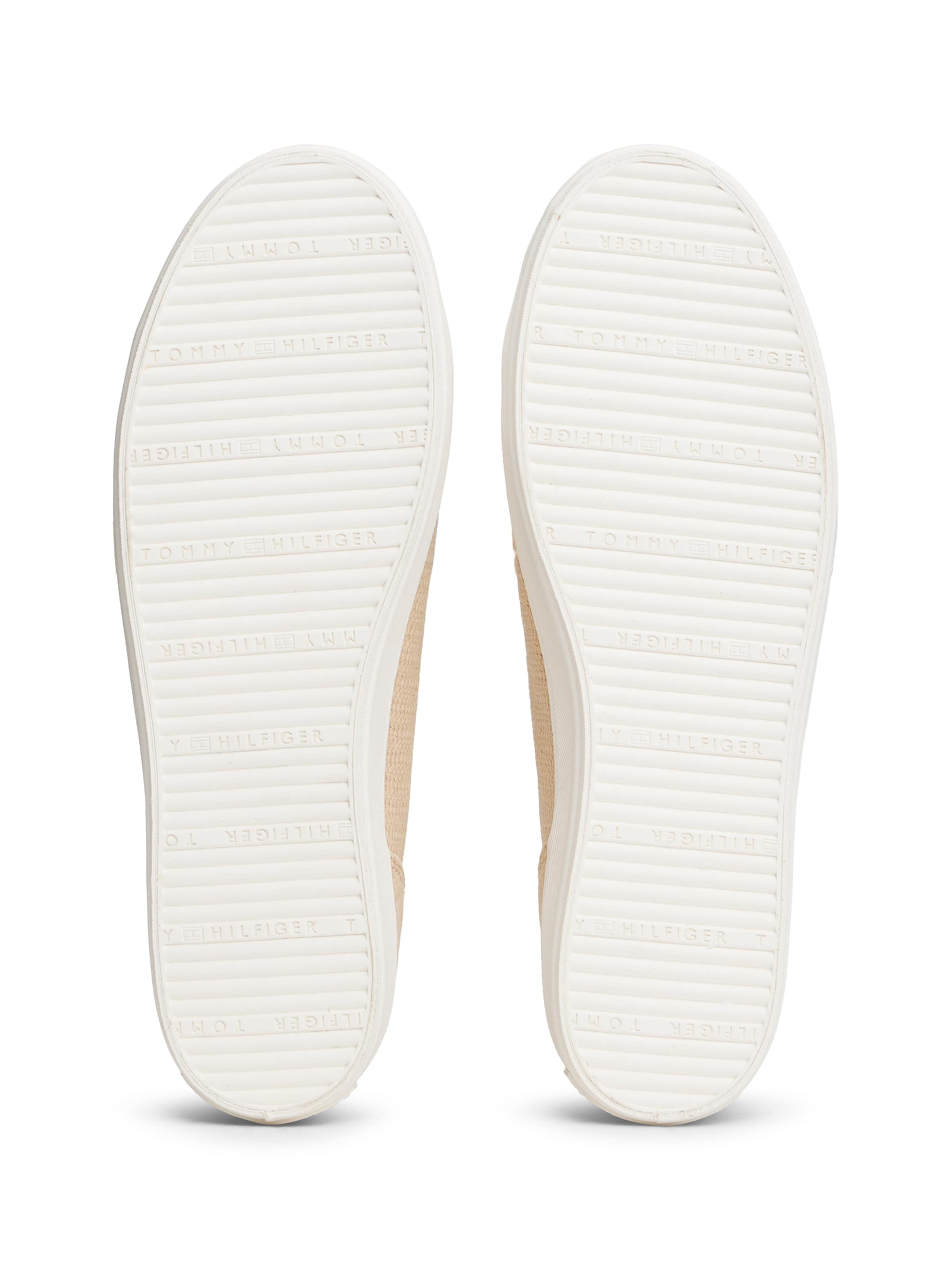 TOMMY HILFIGER Nízke tenisky 'CHIC FOXING' - Béžová