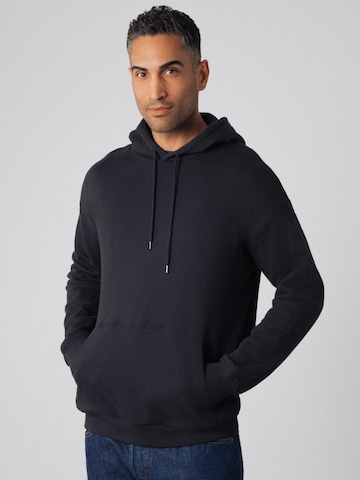 Honest Basics Trui in Zwart: voorkant